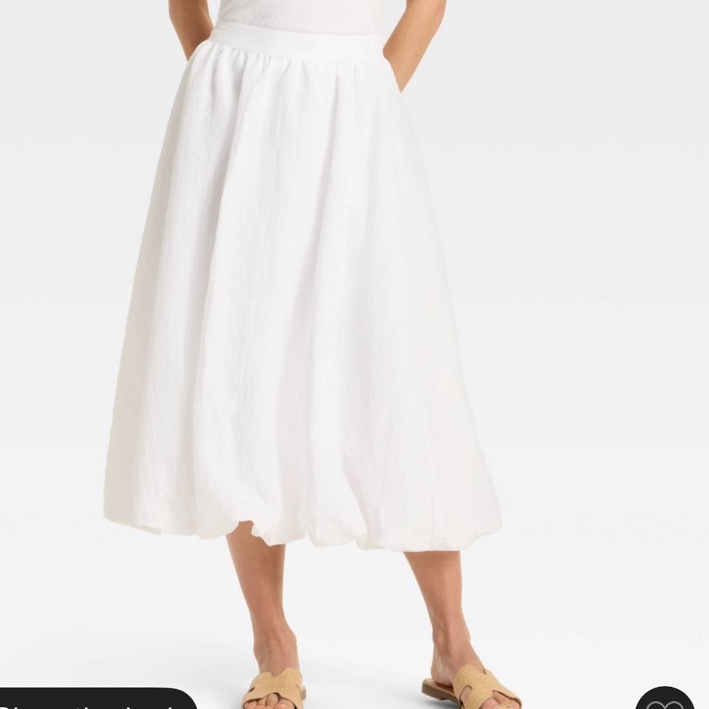 White Maxi skirt with Pockets and Lining